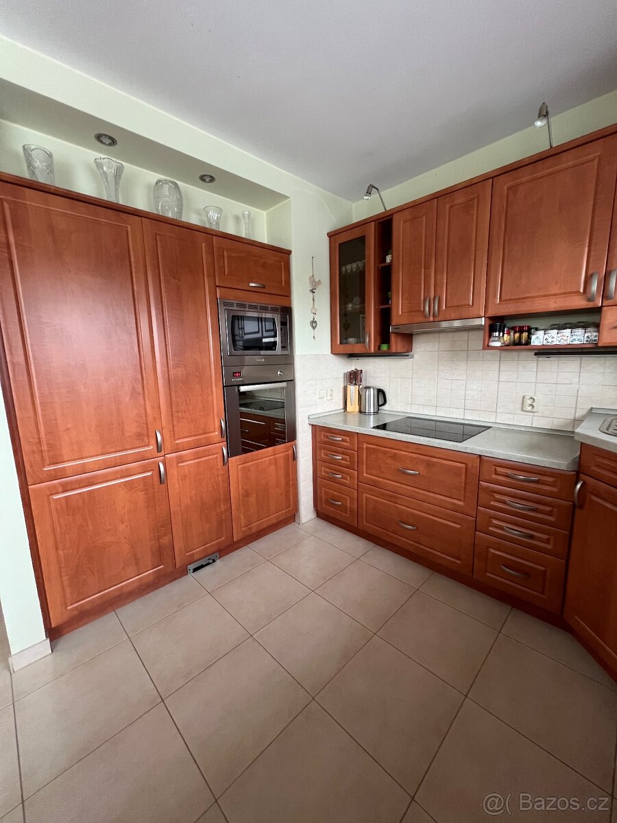 Prodám plně funkční kuchyňskou linku - 10