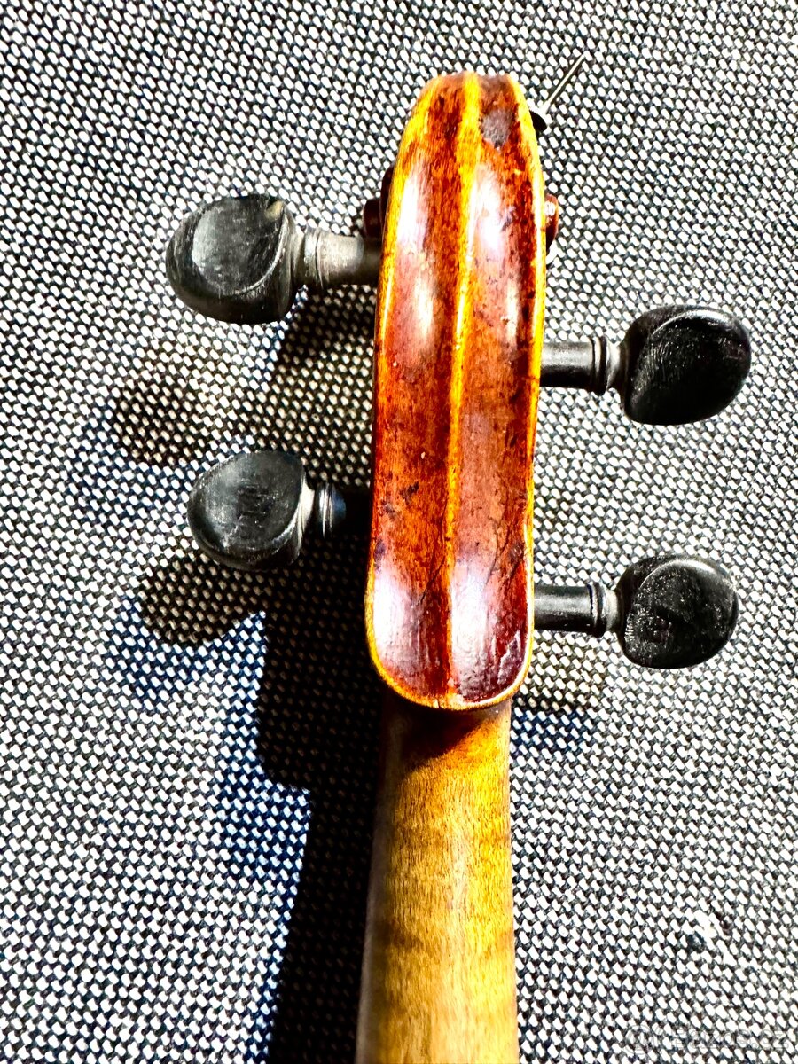 Prodám staré housle 4/4 Schönbach - 10