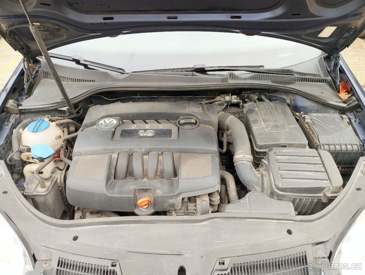 VW Jetta, 2006, 1,6 benzín 75 kW, 2. majitel ČR - 10