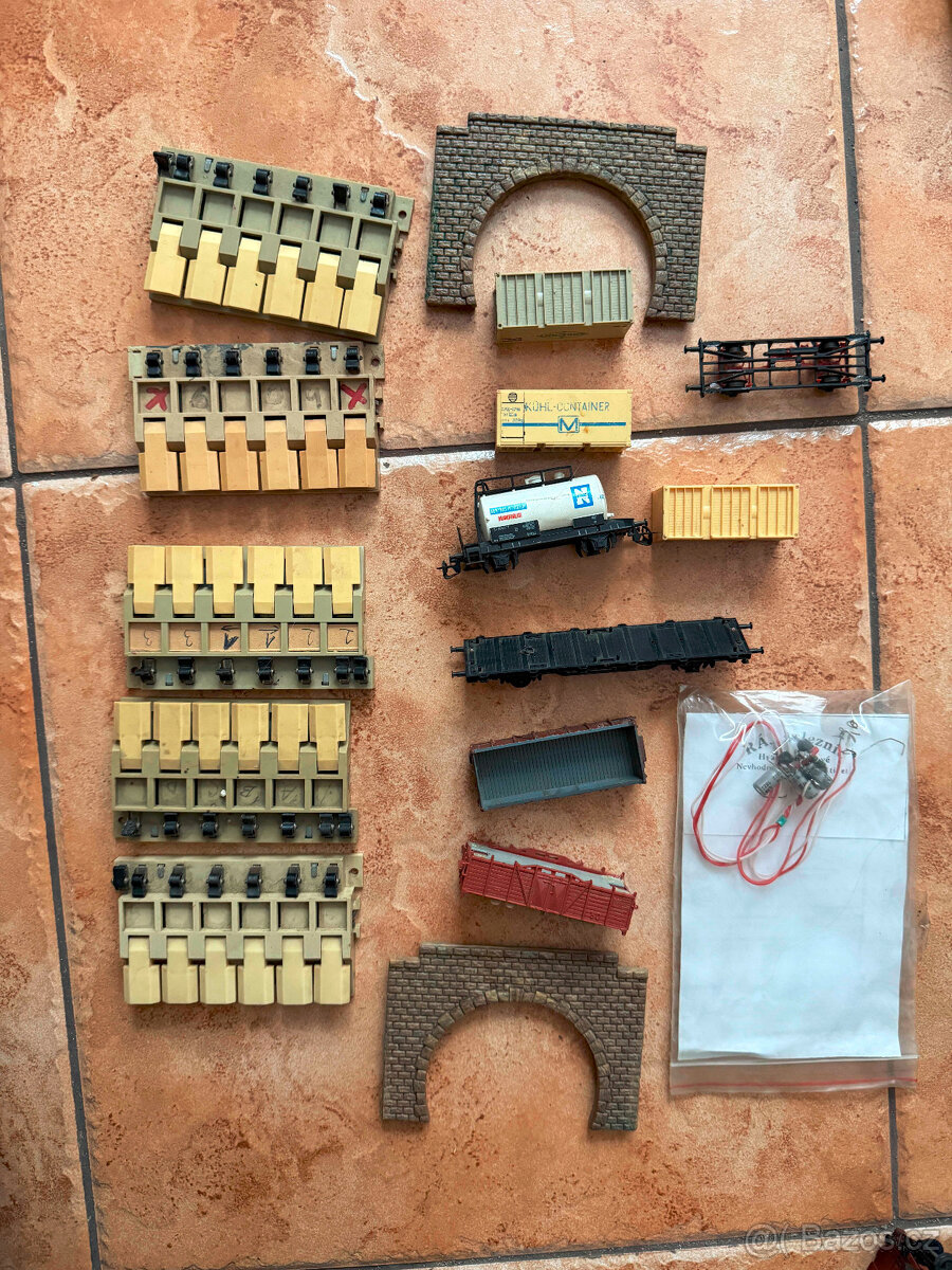 TT - mašinky, koleje, doplňky - 10