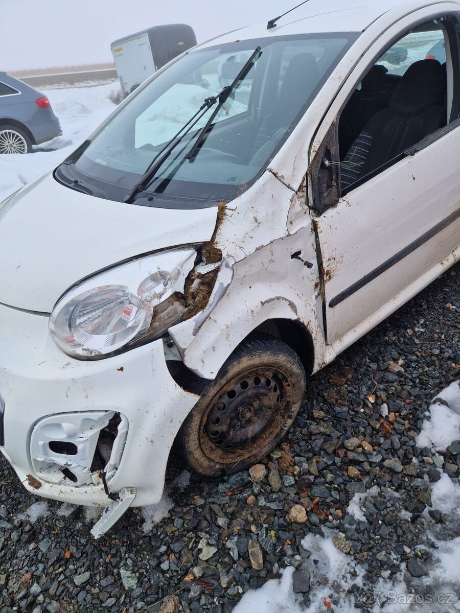 Citroen c1 rok 2012 - 10