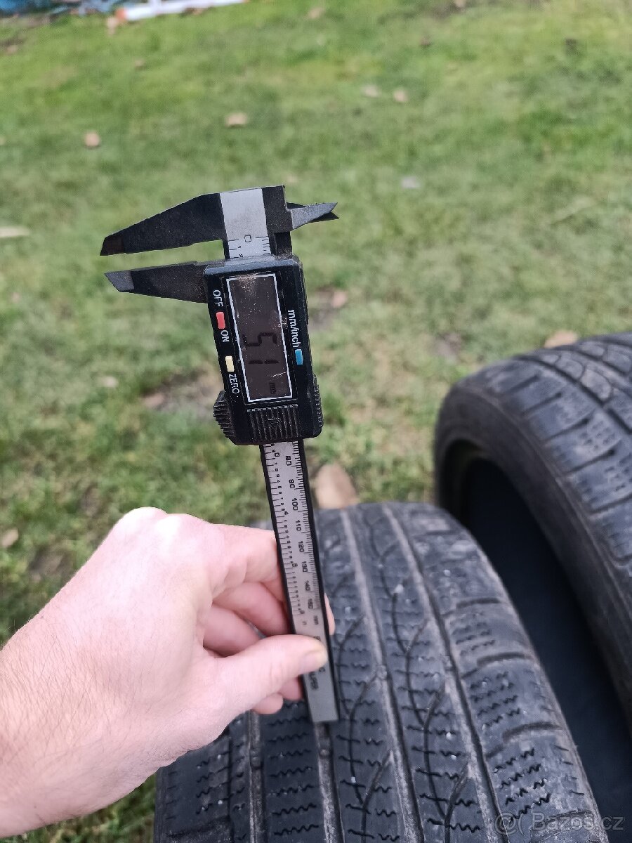 Pneu zimní 215/45 R17 - 10