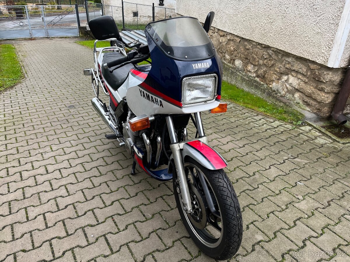 Yamaha XJ 750 - 10