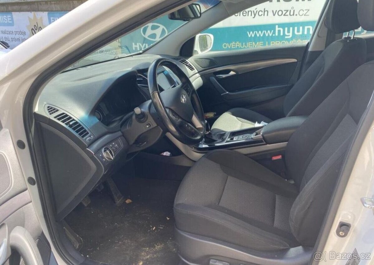 Hyundai i40 1.7-104kW-NAVI - 10