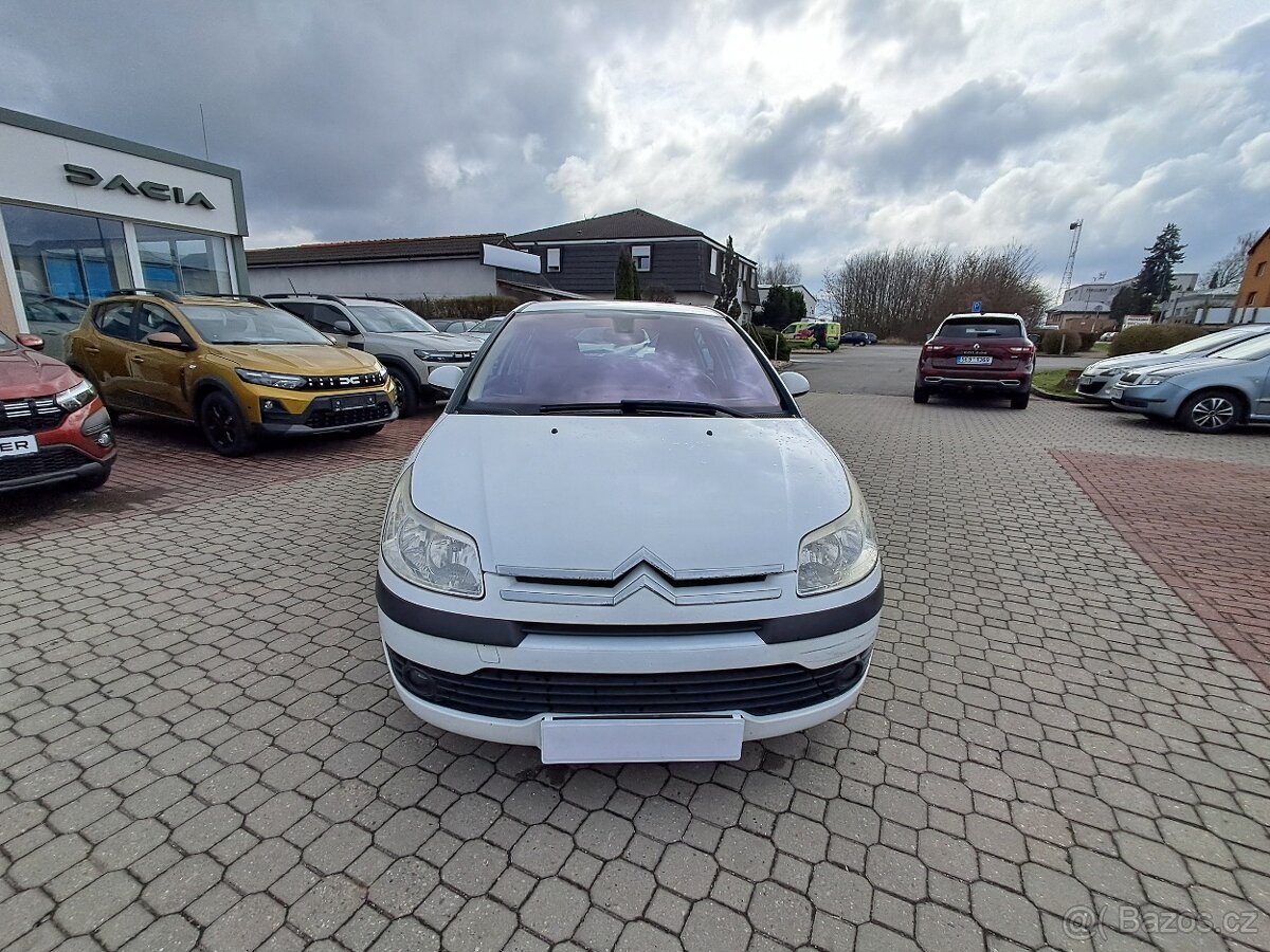 Citroën C4 1.4 16V/2007 - 10