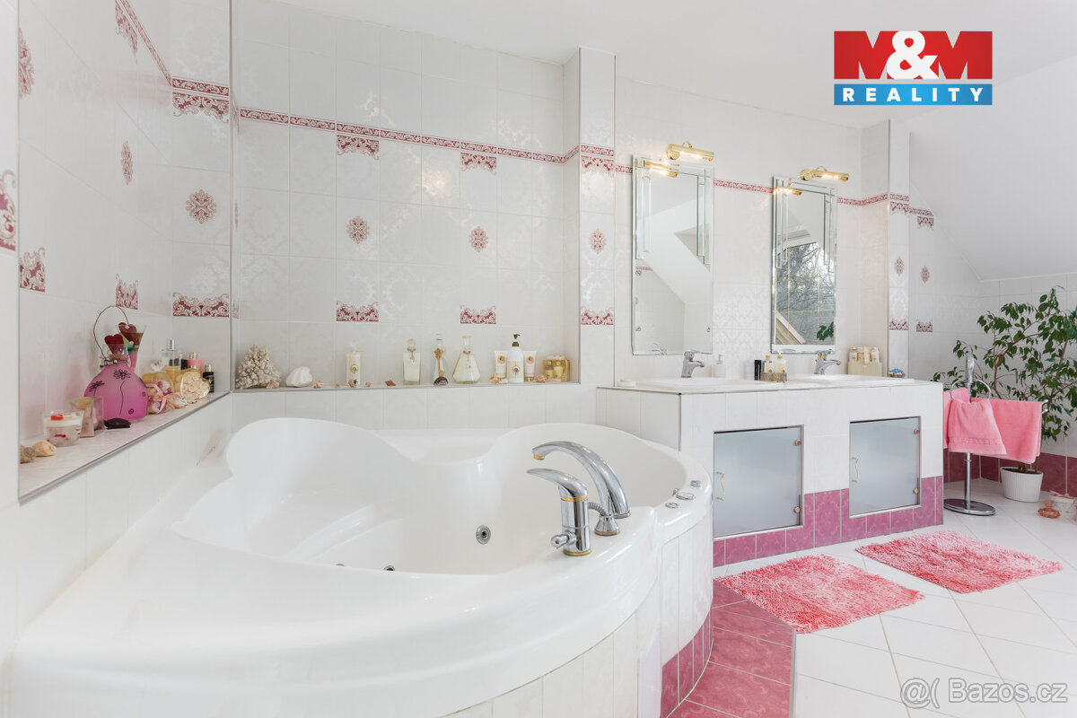 Prodej rodinného domu, 350 m², Ostrava, ul. Hranečník - 10