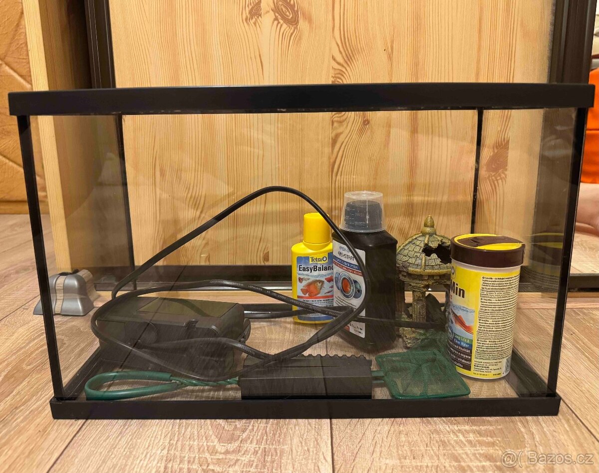 Akvárium 40x20x25 - 10