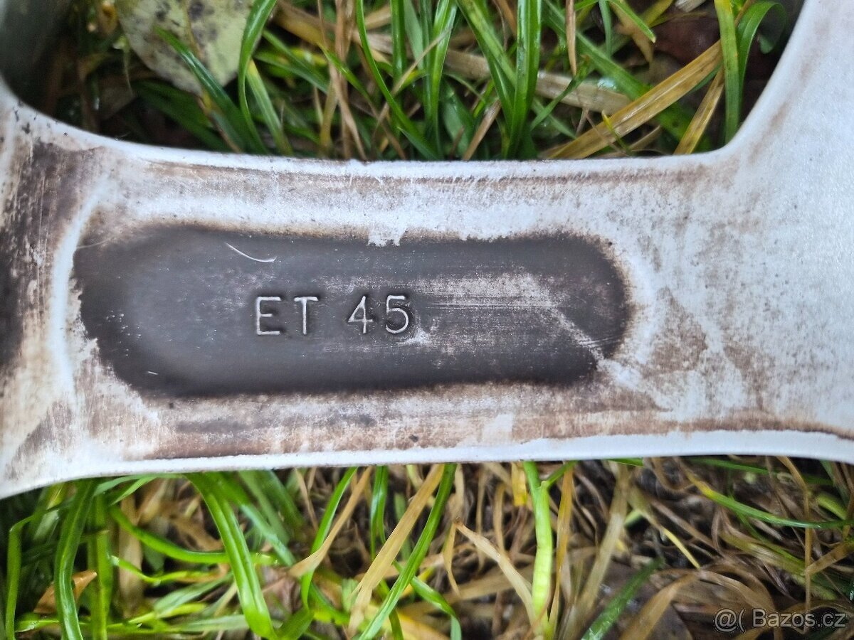 Sada originálních Alu disků Škoda Yeti - SPITZBERG - 7x17" - 10