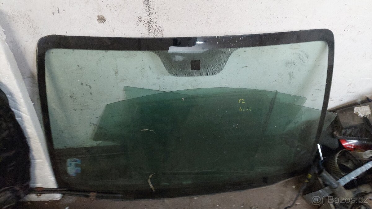 Nissan Note 1.4 - 10