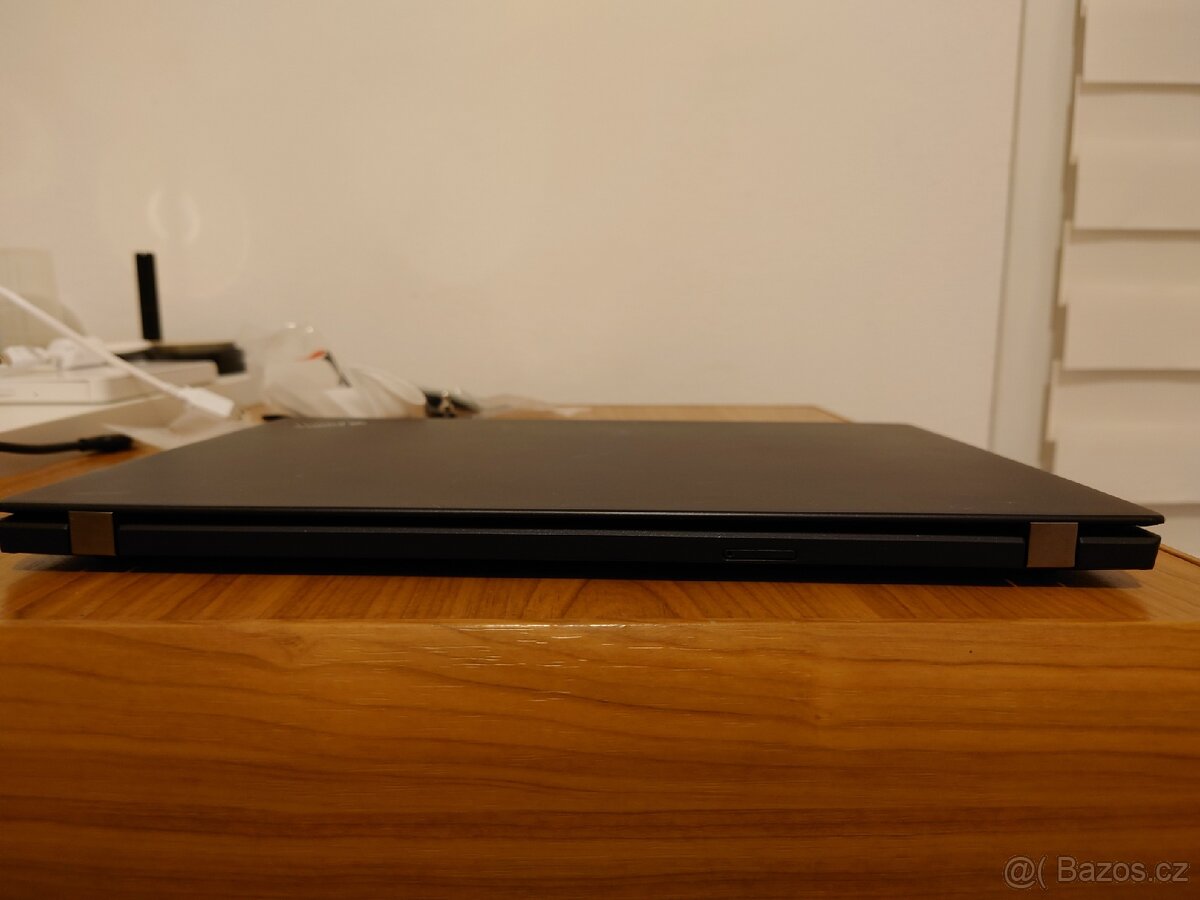 Lenovo ThinkPad A285 - 10