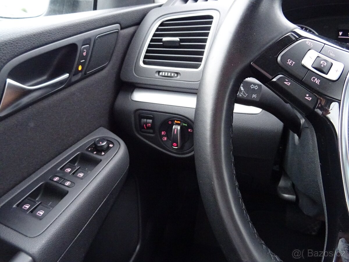 VW Sharan 2,0 TDi 4x4 DSG7 135 kW 2018 xenon, WEBASTO - 10