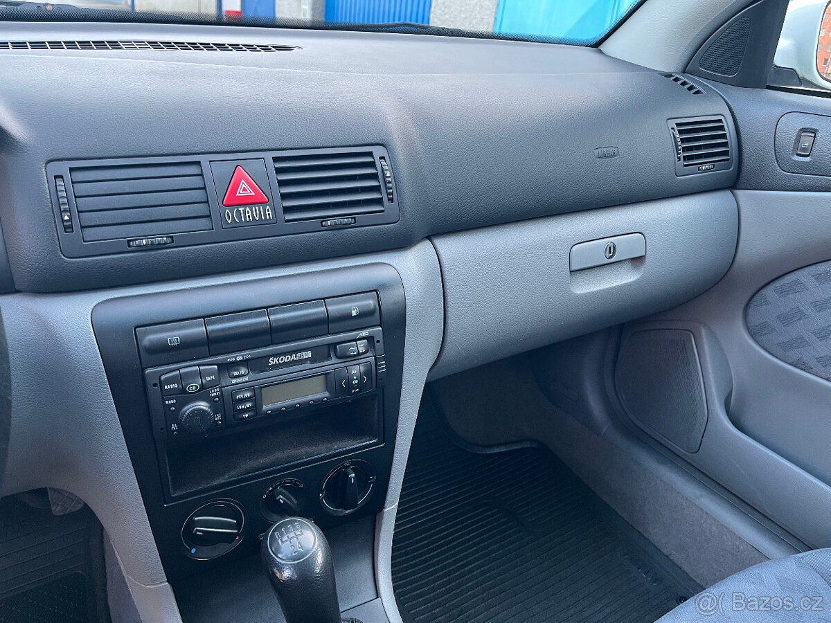 Škoda Octavia - 10
