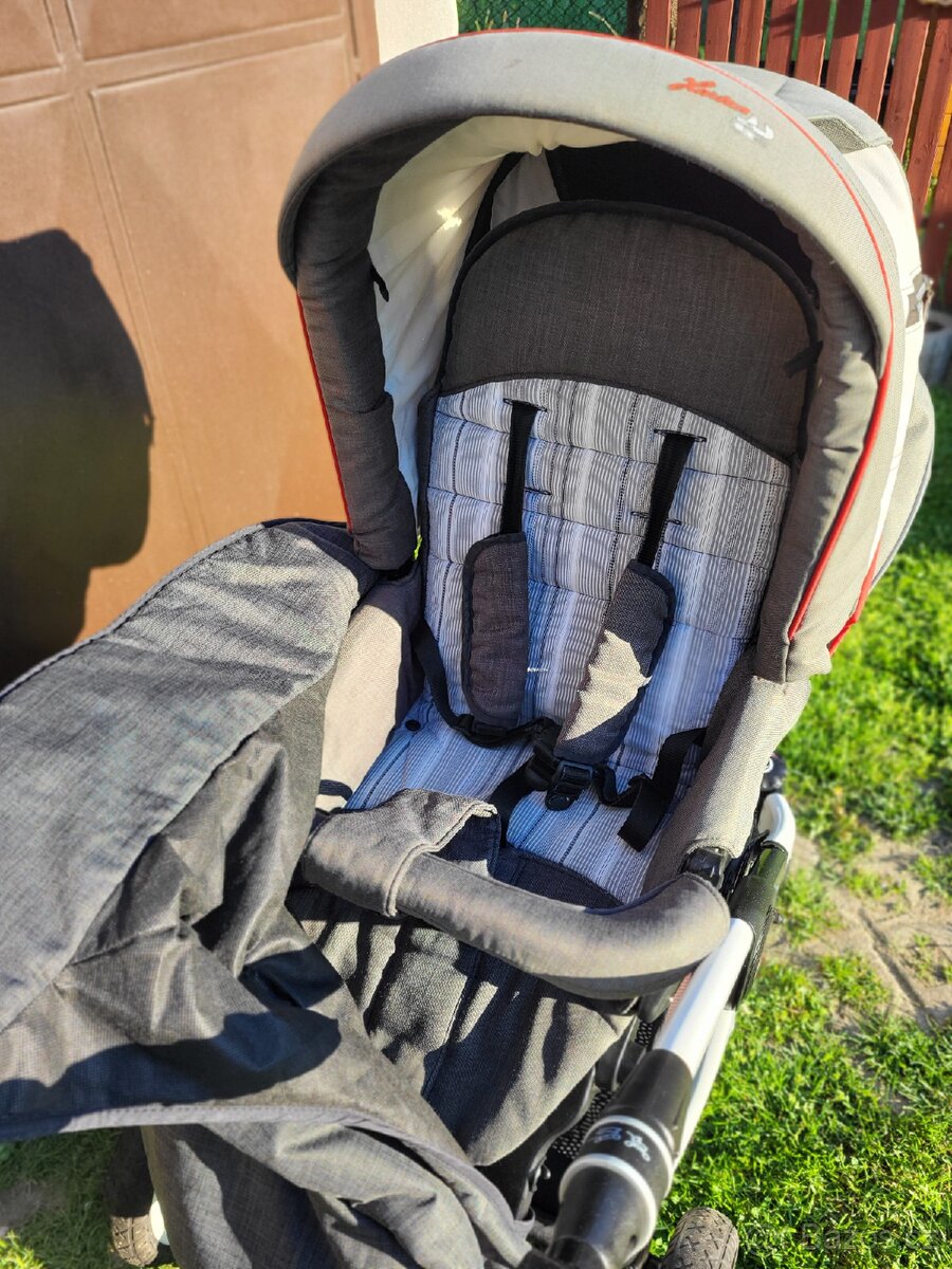 Kočárek Hartan GTS Racer - 10