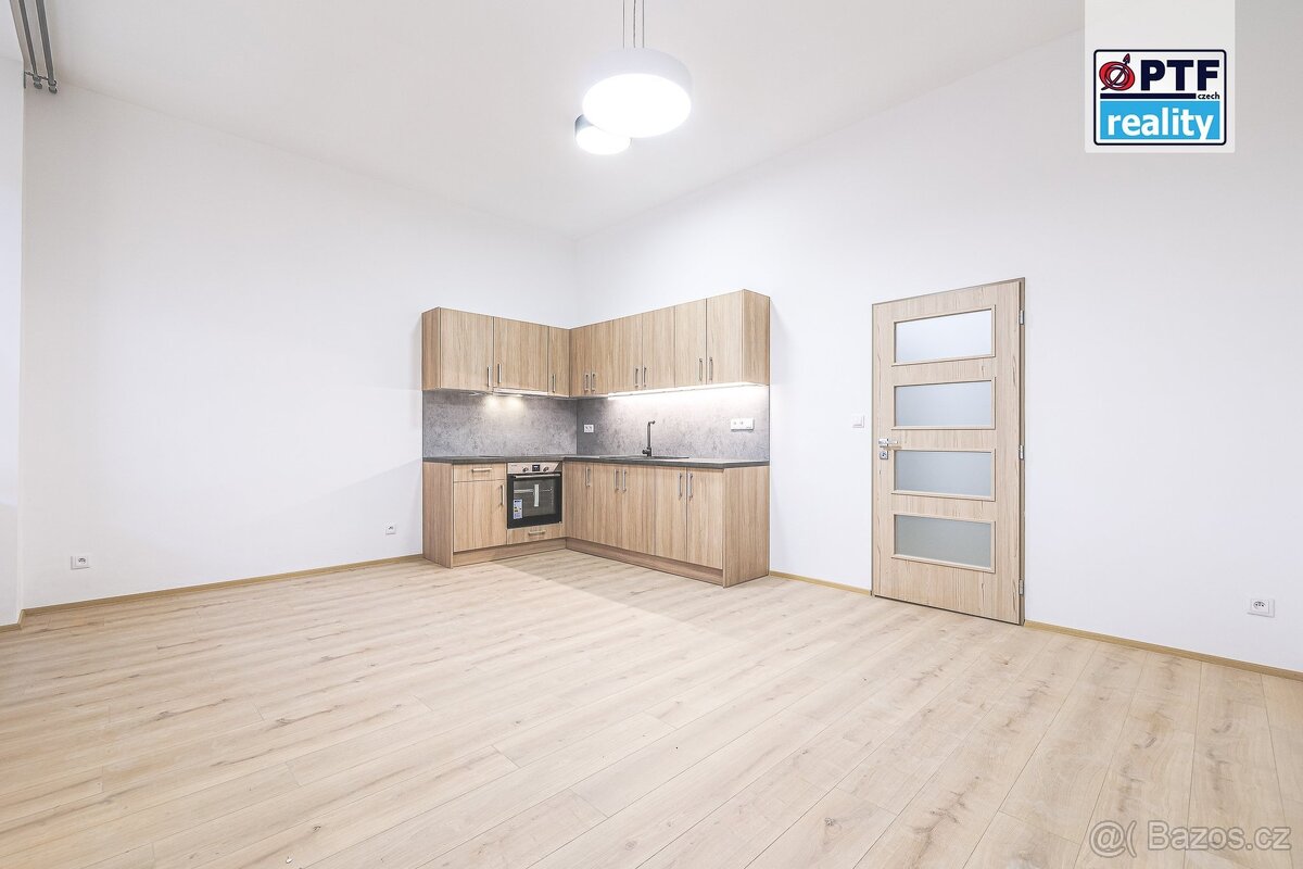 Pronájem bytu 1+kk velkého 59 m2 Americká Apartmány Kolumbus - 10