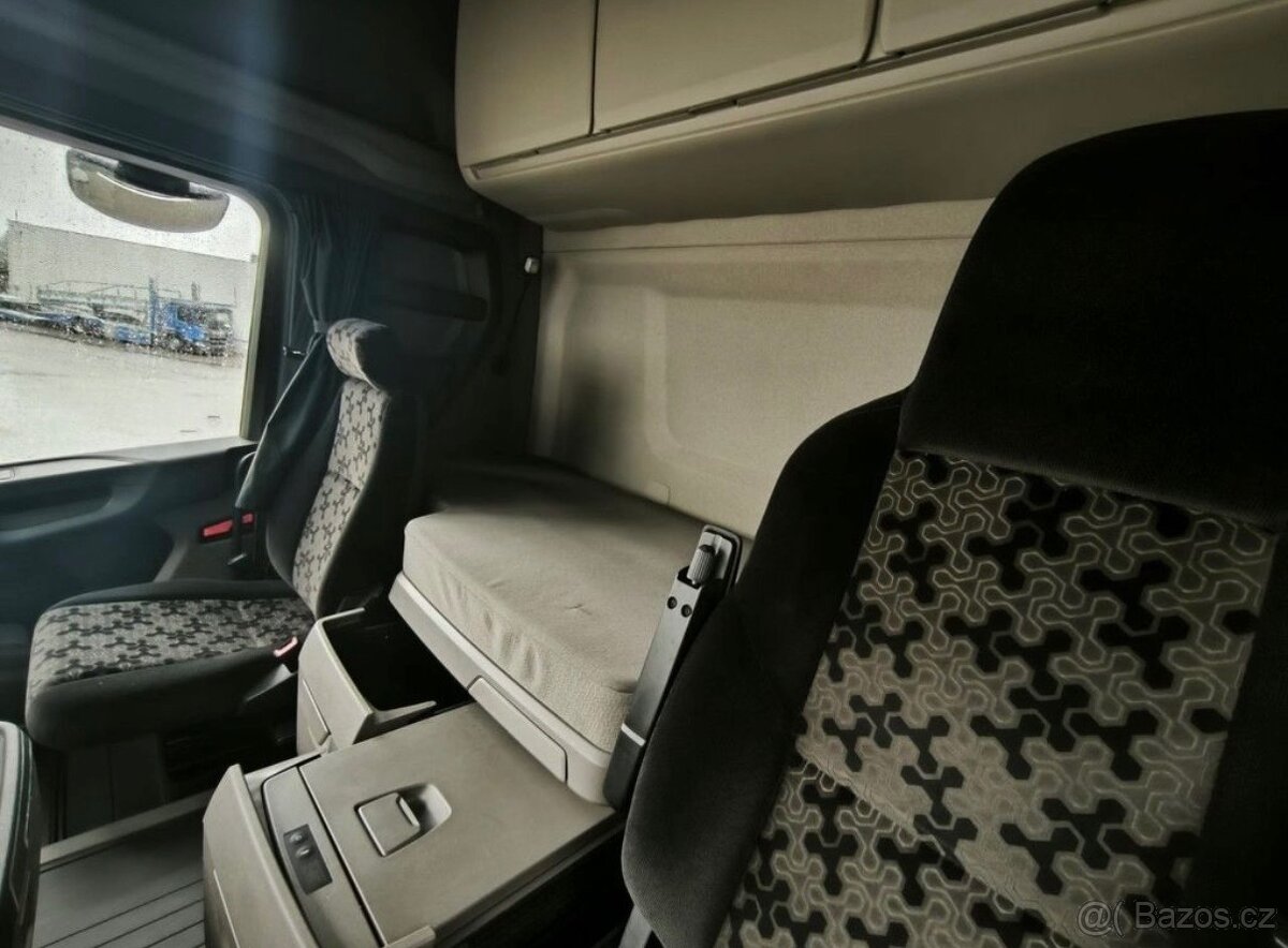 Tahač Scania R 450 4x2 včetně hydrauliky - 10