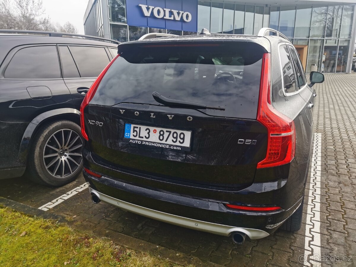 Volvo XC90 - 10