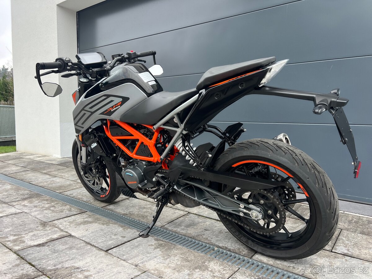 KTM Duke 125, 7/22 - 10