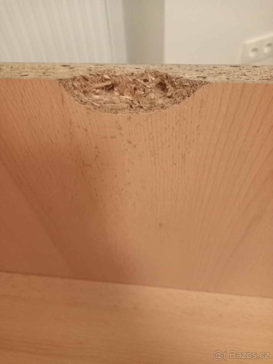 Skříňka/Korpus - 10