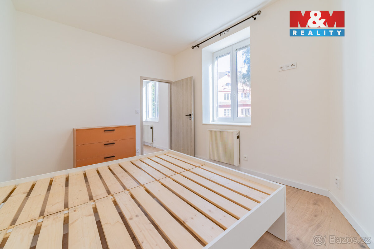 Pronájem bytu 2+1 v Aši, ul. Jiráskova - 10