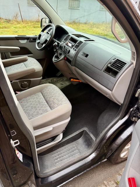 VW Transporter T5 Long 1.9Tdi 75kw rv.2008 - 10