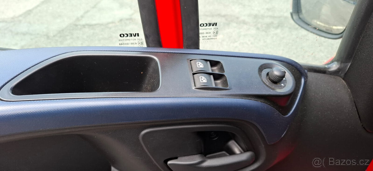 IVECO DAILY odtahovka 3,0hpt r.v 5/2019 - 10