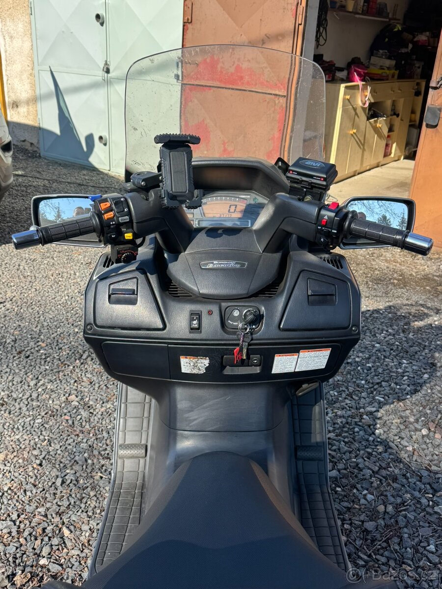 Suzuki burgman 650 ex - 10