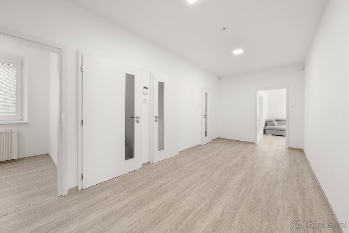 Prodej RD 4+1 (243m2), pozemek 907m2, Kuřim, Tišnovská - 10