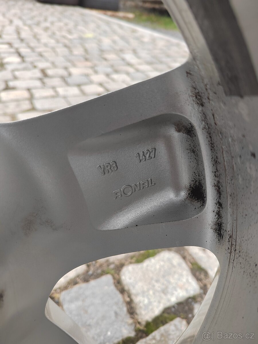 Prodám orig alu 16 škoda Superb 5x112 ET 37 zimní pneu - 10