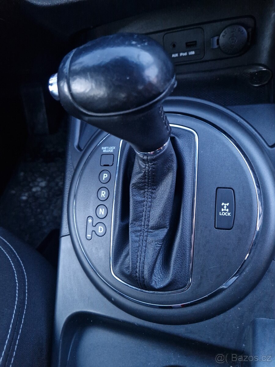 Kia Sportage 2.0nafta 4×4 AWD automat - 10