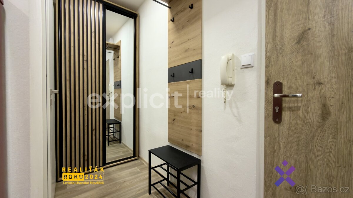 Pronájem bytu 1+kk 35 m², Zlín, okres Zlín, ev.č. 02533 - 10