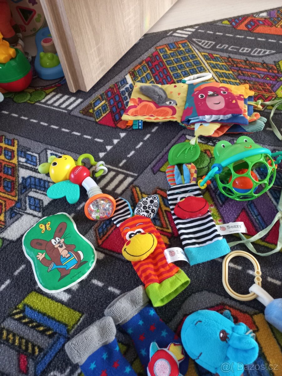 Sada hraček pro miminko - 10