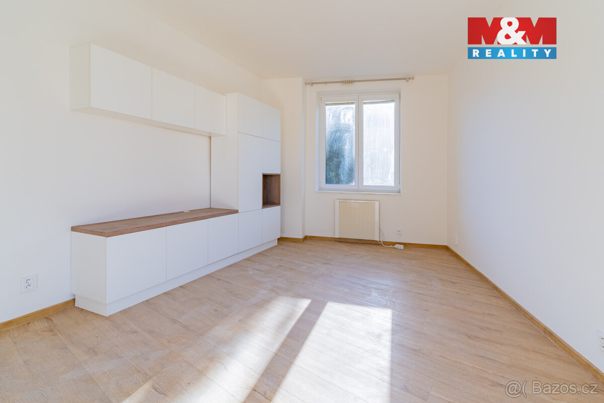 Pronájem bytu 2+1 v Aši, ul. Jiráskova - 10