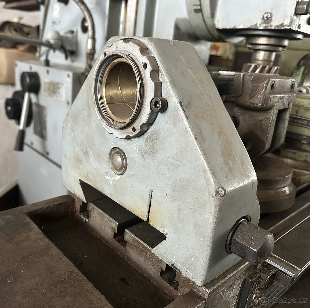 Frézka univerzální FU 25 - 10