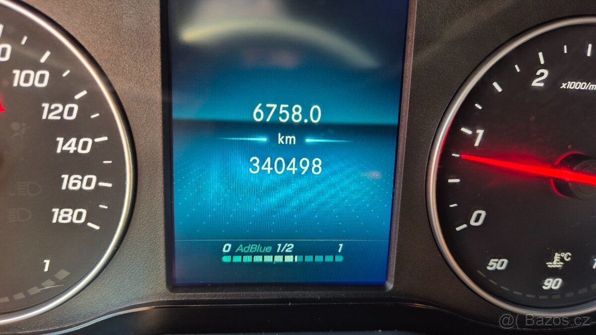 Mercedes Sprinter 319 - 10