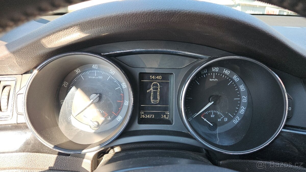 ŠKODA SUPERB II 2.0 TSI Elegance Comb. - 10