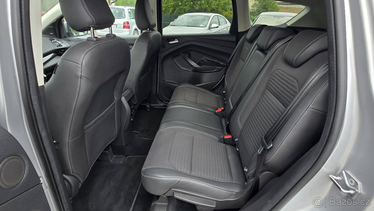 FORD KUGA 2.0TDCi TITANIUM 110KW 1MAJITEL - 10