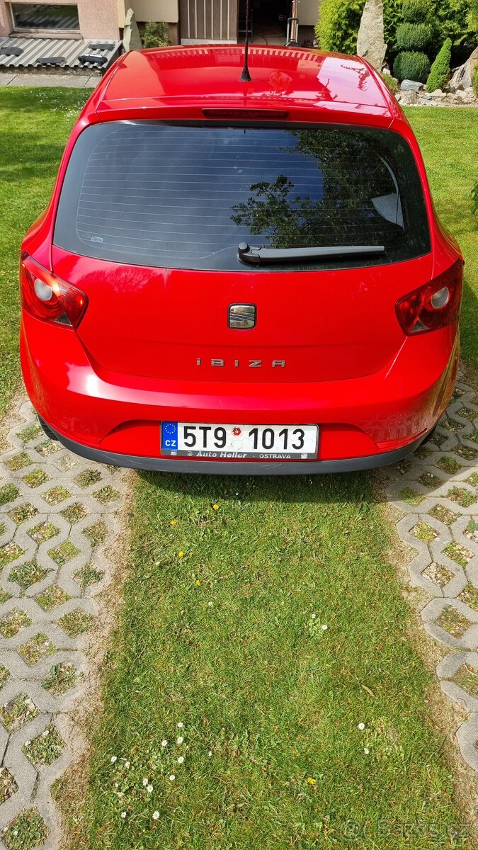 Seat Ibiza 1.4i 63kw 2009 NEHAVAROVANÉ - 10