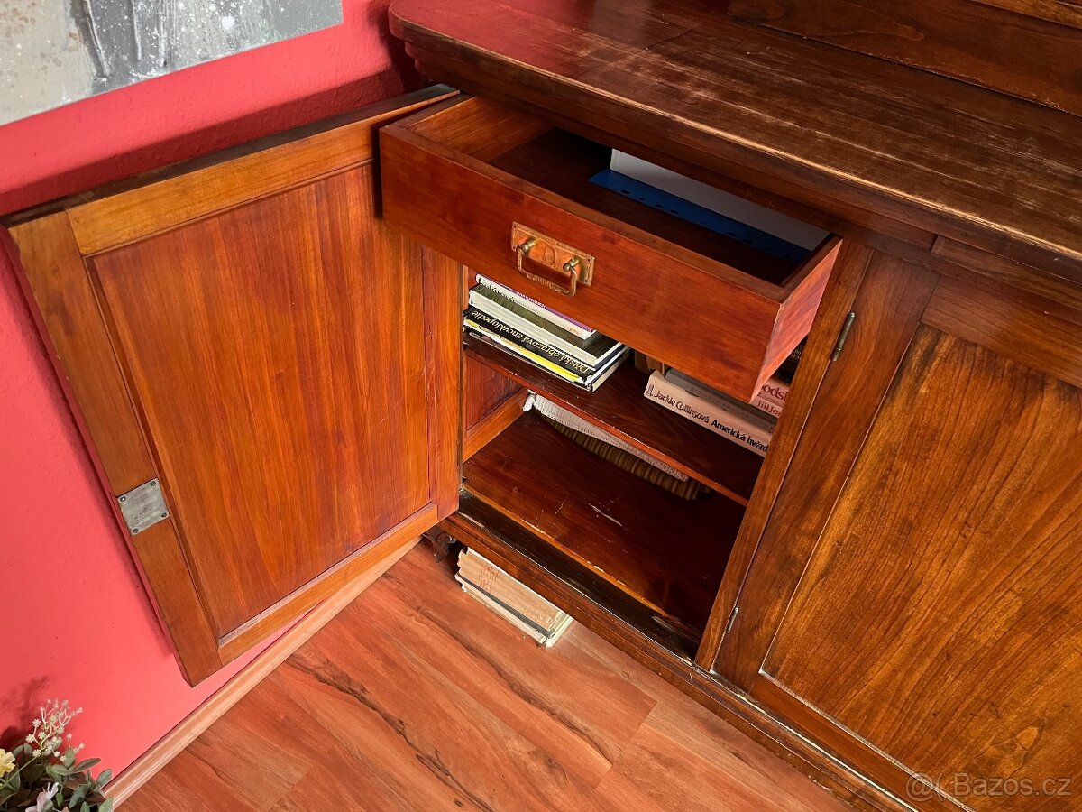 Starožitný nábytek, příborník/kredenc - 10