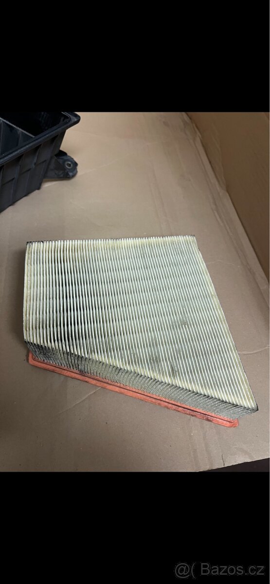 Autodíly a příslušenství - 10