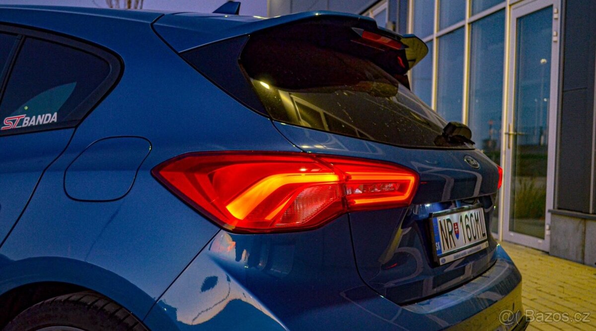Ford Focus ST 2.3 - 10