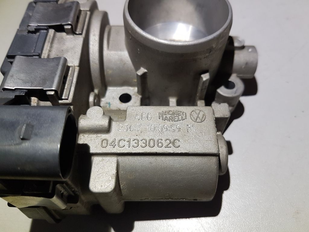 Škrtící klapka 04C133062C Fabia III 1,0 TSi 5600 km - 10