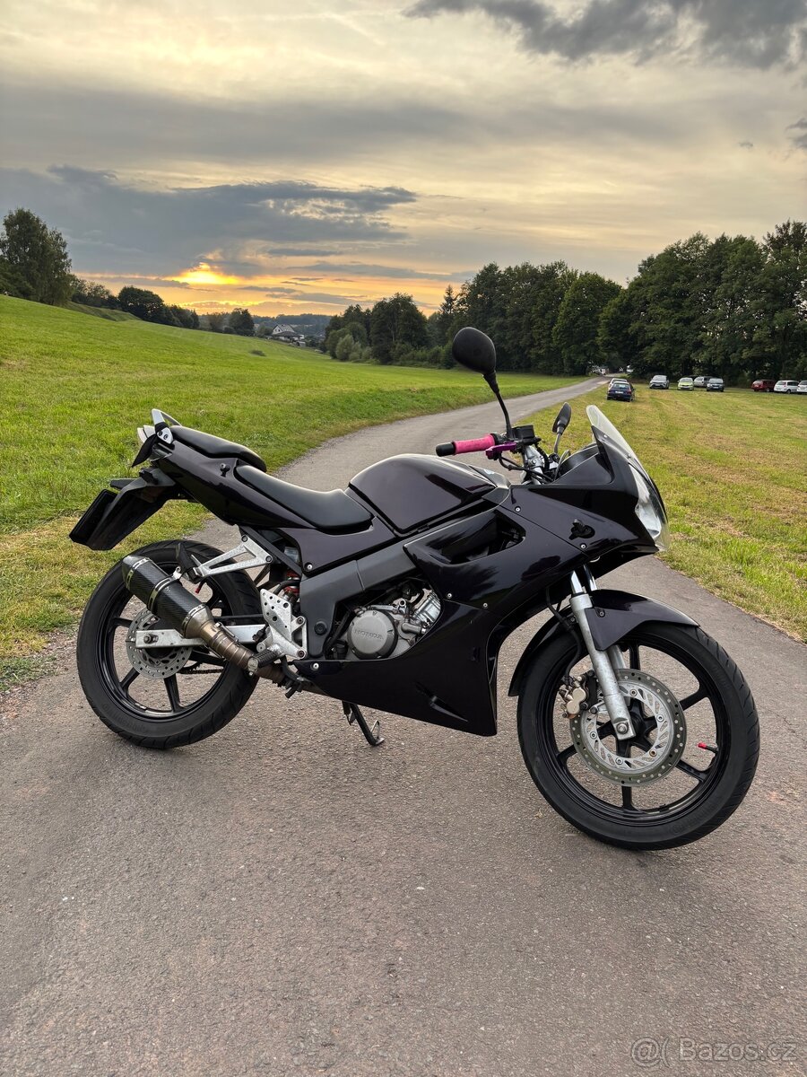Honda Cbr125r - 10