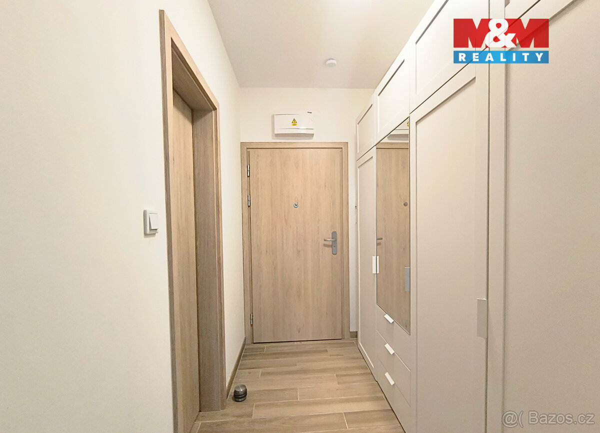 Pronájem bytu 1+kk v Slaném, ul. Lázeňská - 10