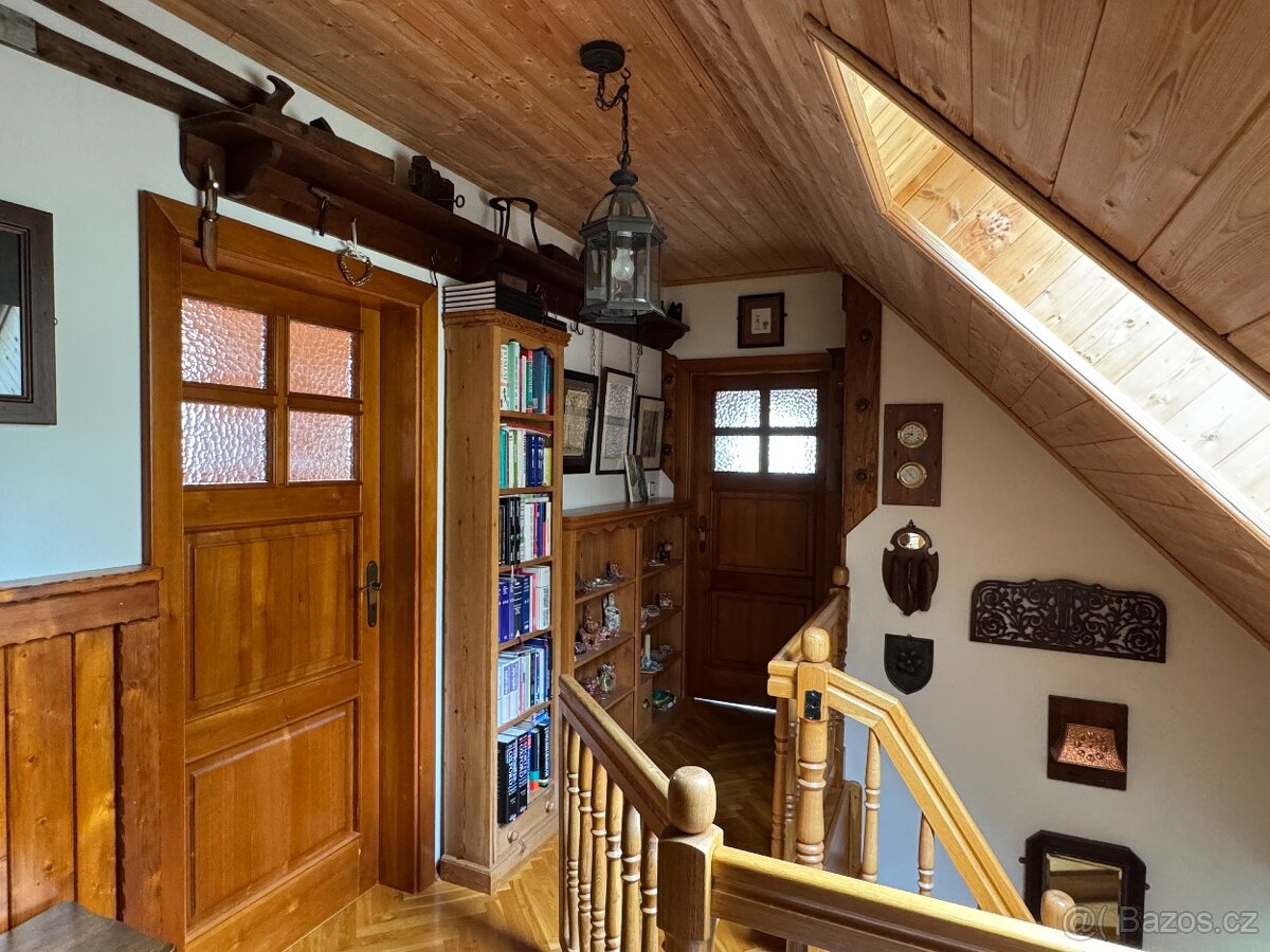 Prodám rodinný dům 4+1 v Ceske Kamenici - 10