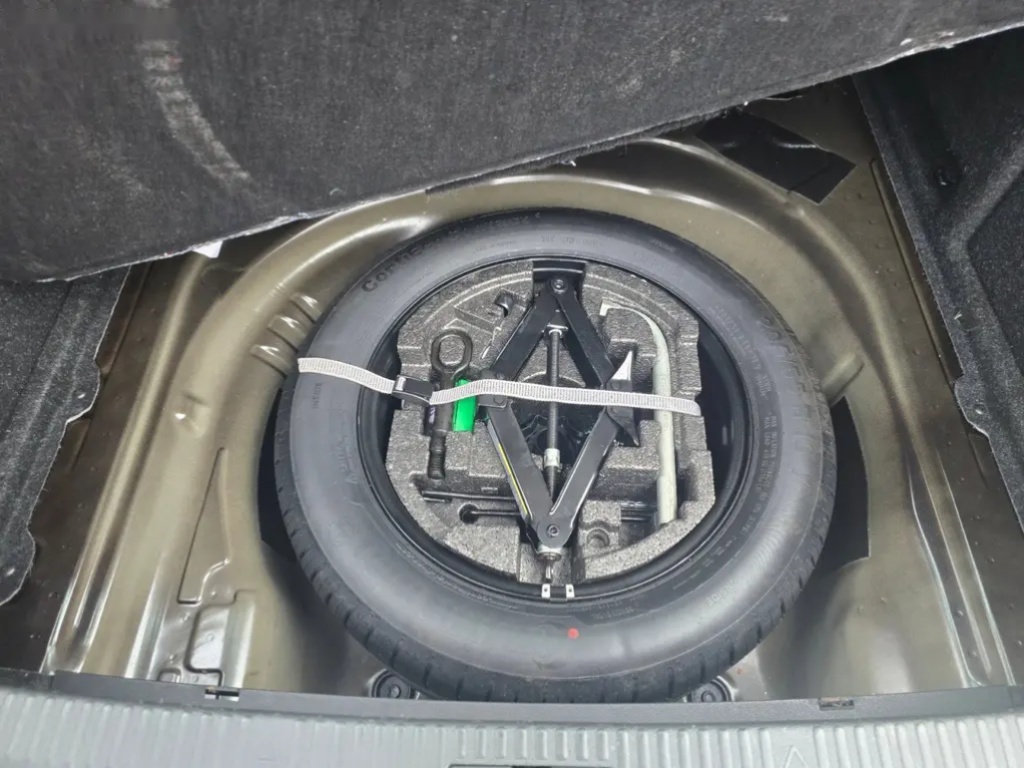 Škoda Superb, 4X4 AMBITION 2.0TDI/140kW - 10