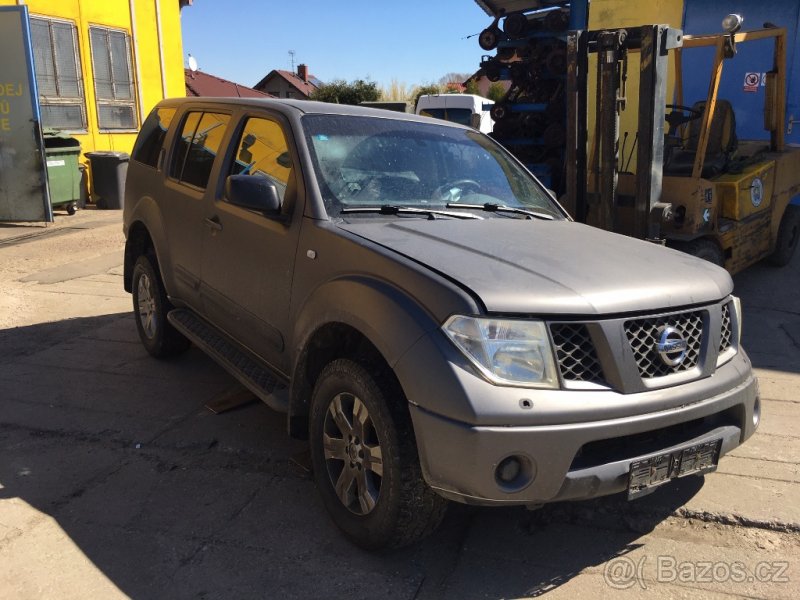 Nissan Pathfinder 2.5 Dci - 10