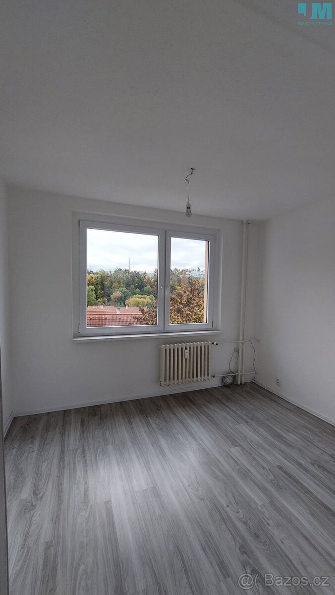 Pronájem bytu 4+1 98 m², Třebíč, ev.č. 01898 - 10