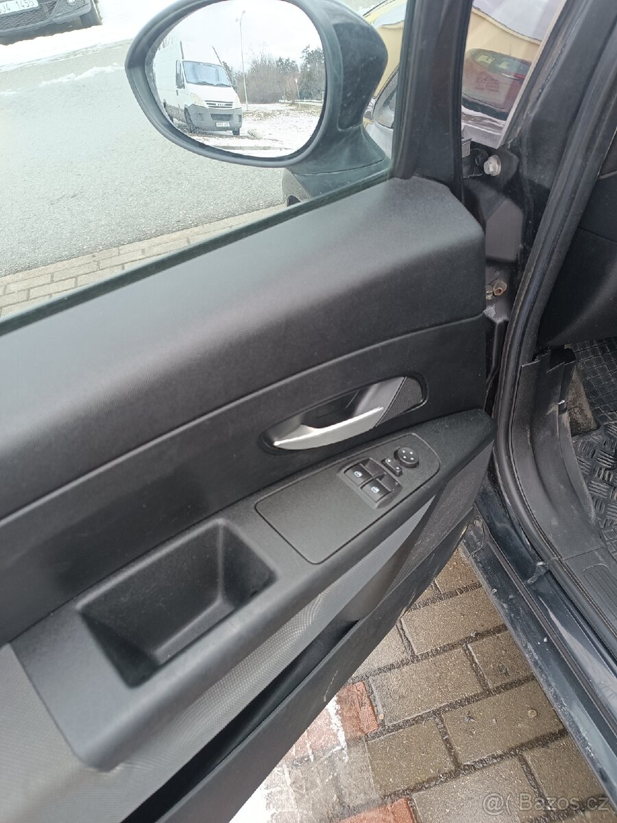 FIAT GRANDE PUNTO 1.3 JTD 55KW - 10