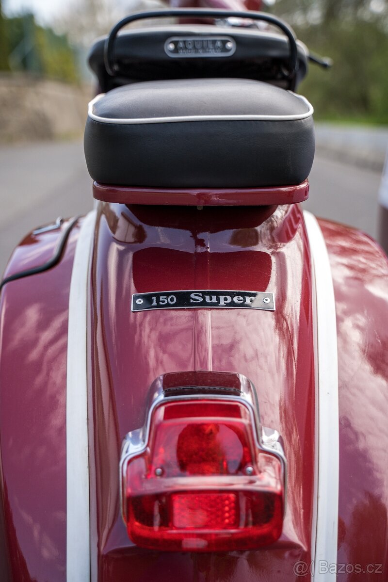 Veterán Piaggio Vespa Scooter VW sajdkára (1977) - 10