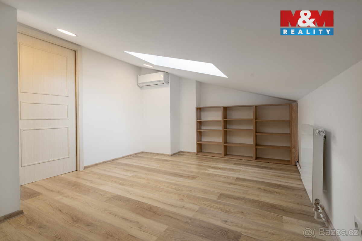 Prodej bytu 3+kk, 92 m², Praha, ul. Křižíkova - 10